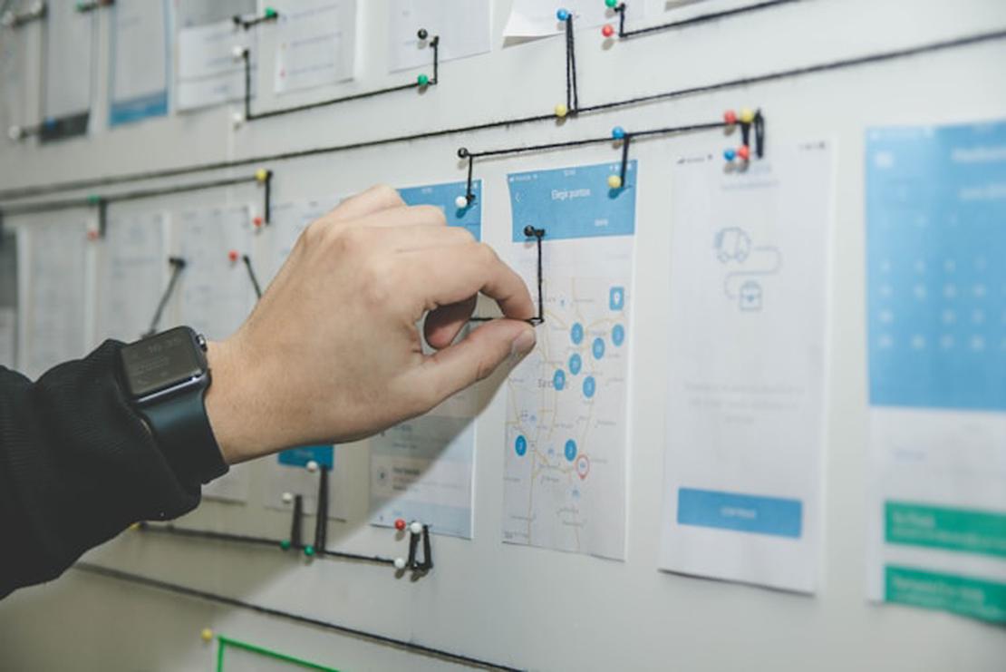 More than Just a Wiki: How Intelligent Knowledge Management Accelerates Your Digital Transformation